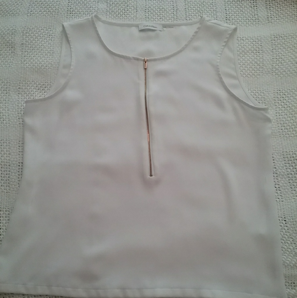 Calvin Klein  White Shell with zipper size L
